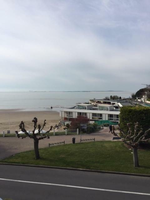 Trois Appartements Secteur Foncillon Plage Royan Exterior foto